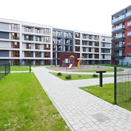 Apartment Rakowicka Podkowa Center Near The Train Station By Sun & Snow